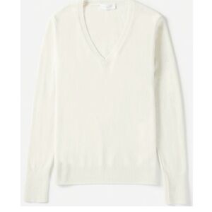 Ivory Cashmere Sweater - Perfect for Holiday & New Year’s Events! VGUC